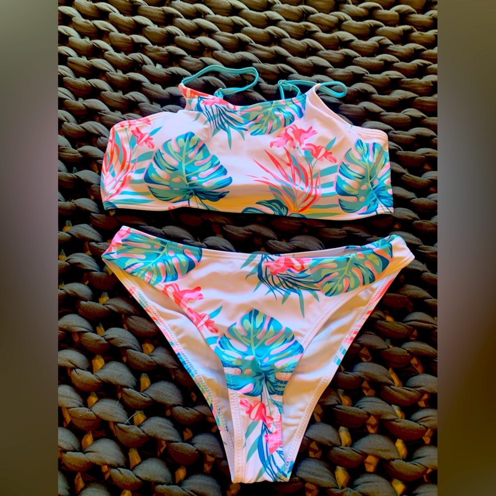 Brand new bikini !